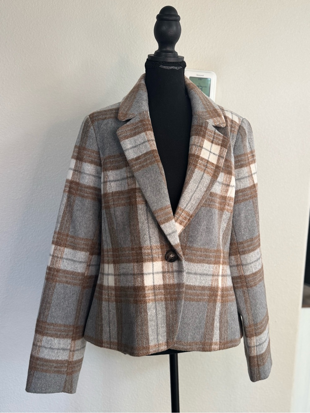 Bagatelle Collection Plaid Blazer Jacket Gray Brown Size M